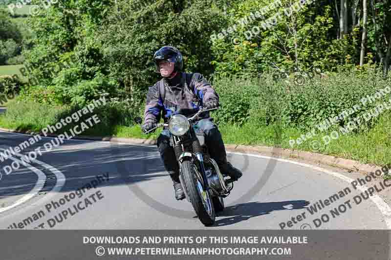 Vintage motorcycle club;eventdigitalimages;no limits trackdays;peter wileman photography;vintage motocycles;vmcc banbury run photographs